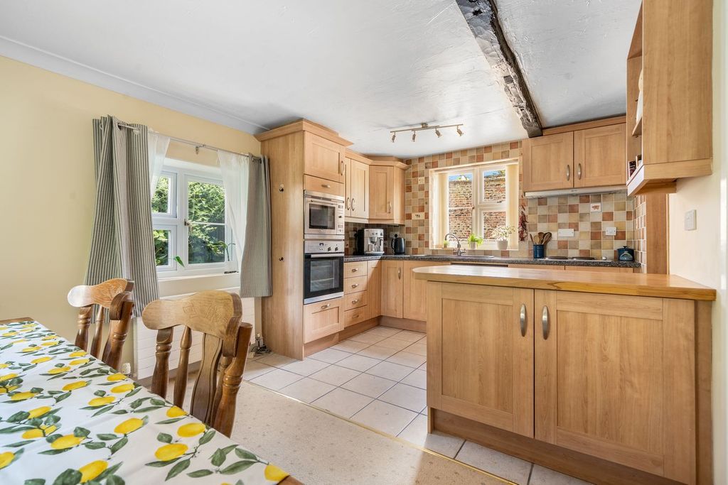 Property photo 3 of 16