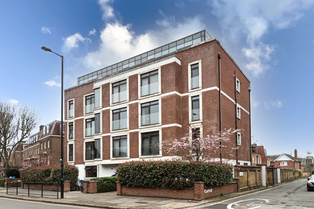 Property photo 2 of 7