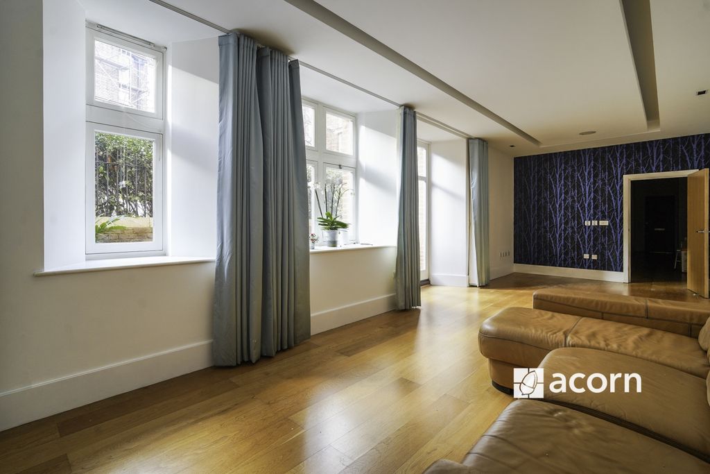 Property photo 2 of 13 Dsc09728