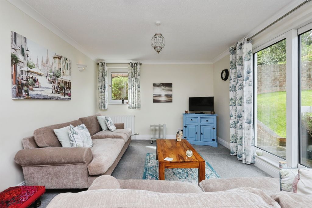 Property photo 3 of 16