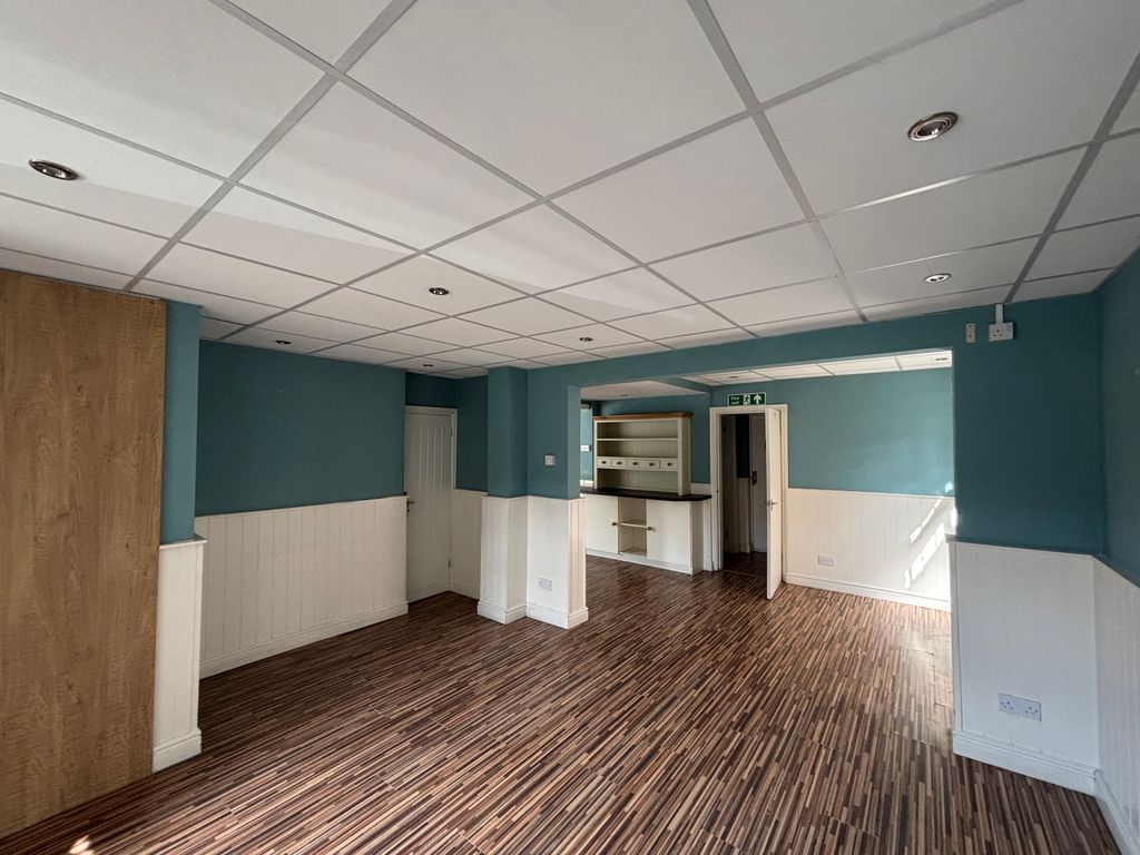 Property photo 3 of 4 Img_4712