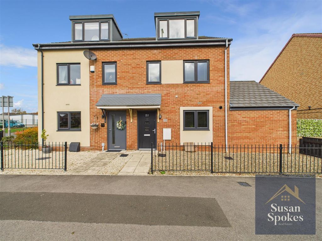 Property photo 1 of 29 Cam01858G0-Pr0199-Still032.Jpg