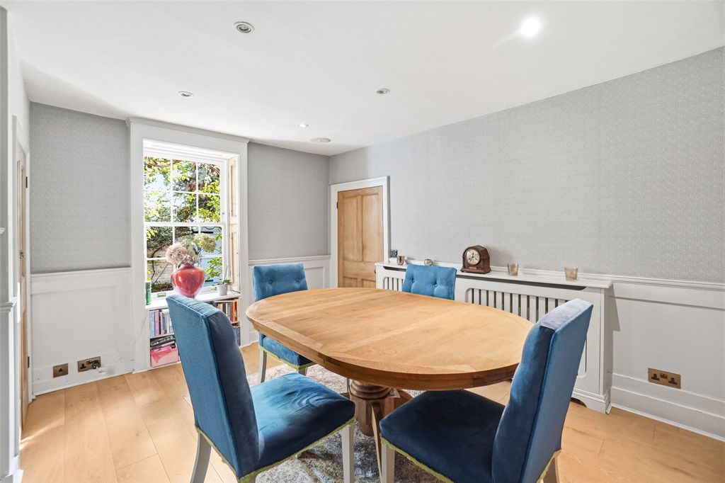 Additional image 5 of 5 bed semi-detached house for saleThames Street, Hampton TW12