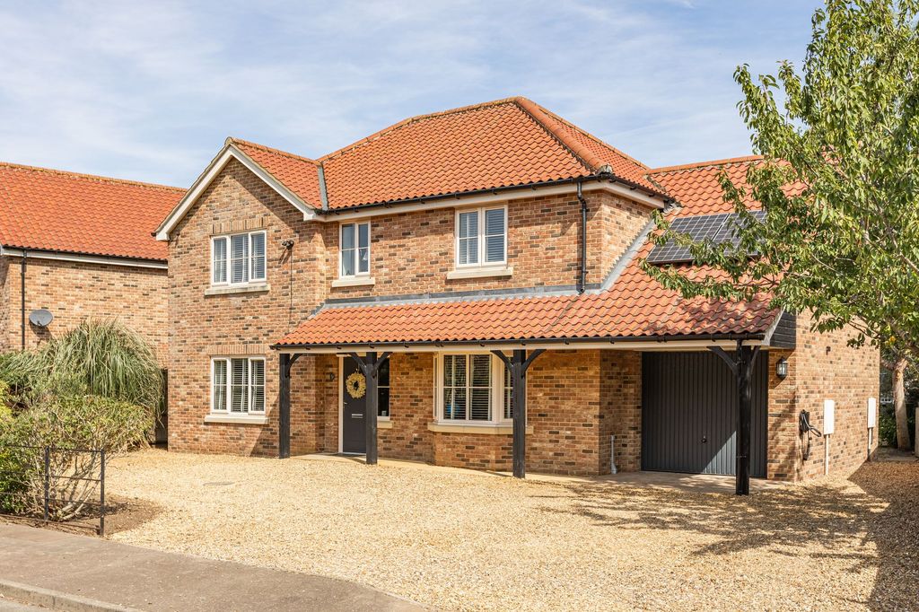 Property photo 1 of 19