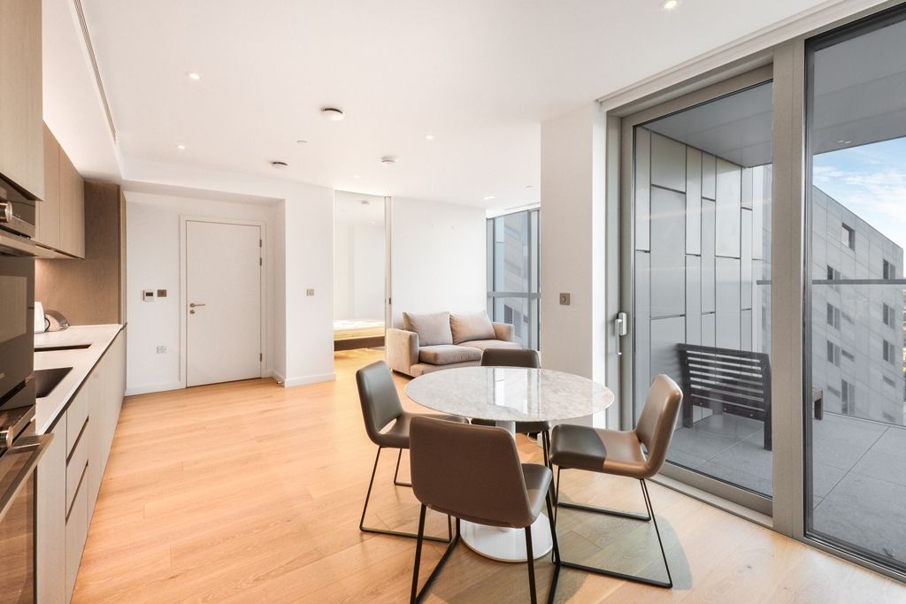Property photo 2 of 12 Atlas Building