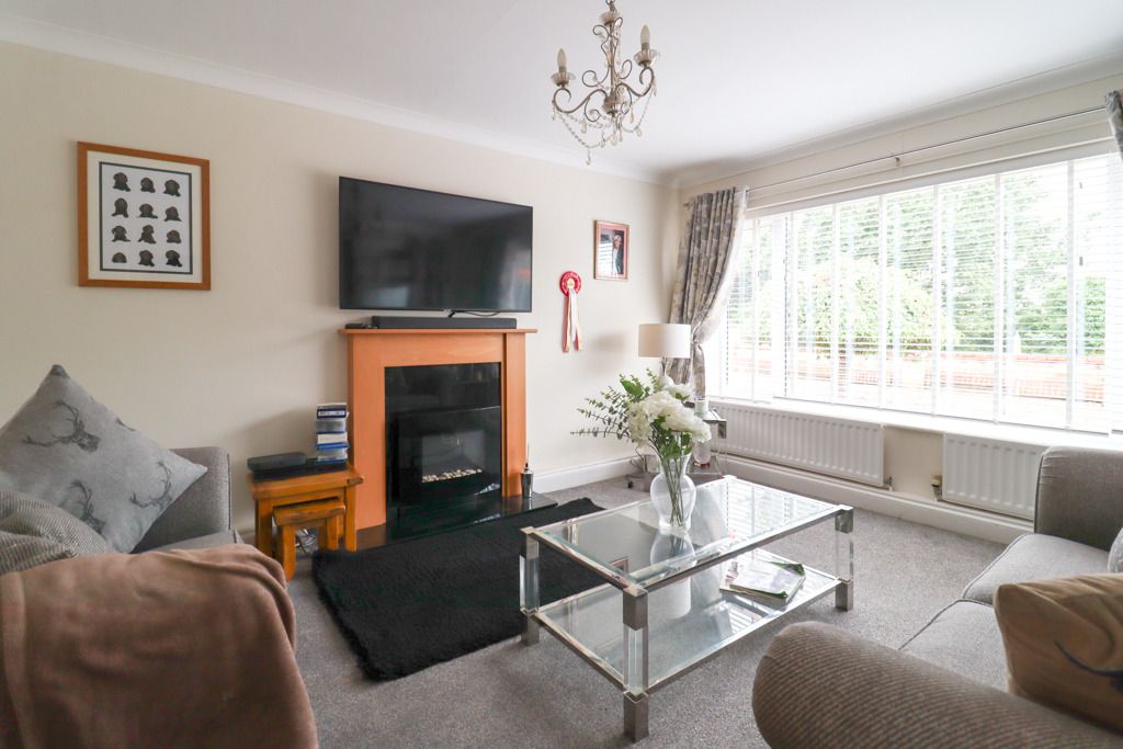 Property photo 2 of 16 3869922