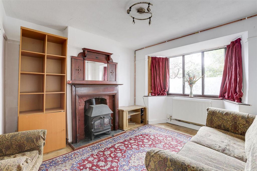 Property photo 2 of 25 6238.Jpg