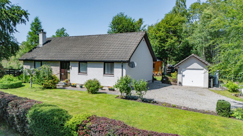 3 bed detached bungalow for saleGorthleck, Inverness IV2