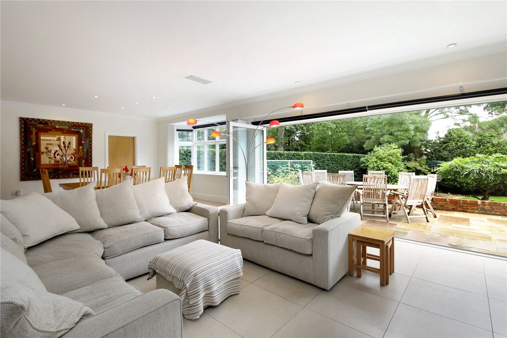 Property photo 3 of 36 Picture No. 17