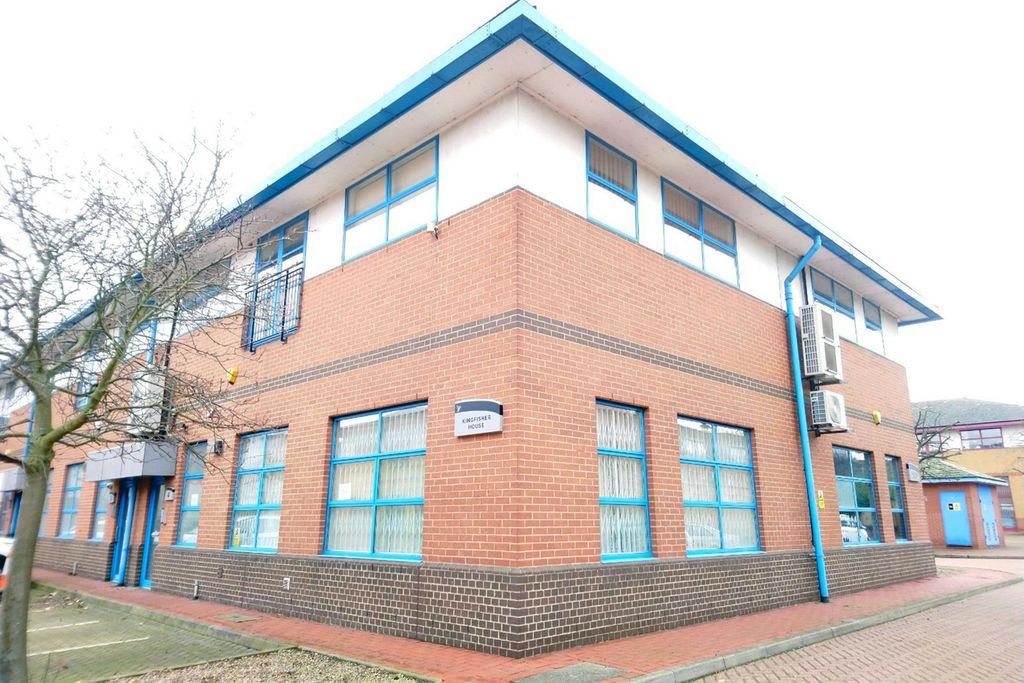 Property photo 1 of 6 Trinityparkbusinessx2.Jpg