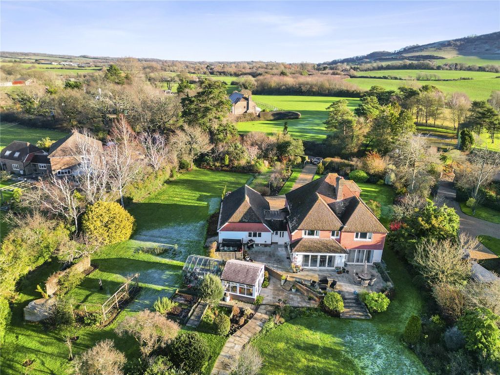 Property photo 2 of 40 Picture No. 43