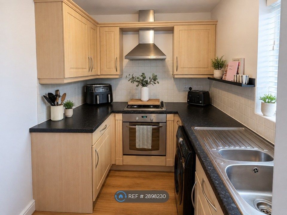 Property photo 2 of 4