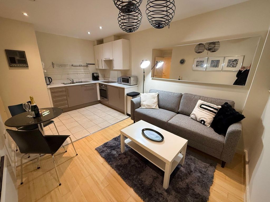 Property photo 3 of 10 Picture No. 25