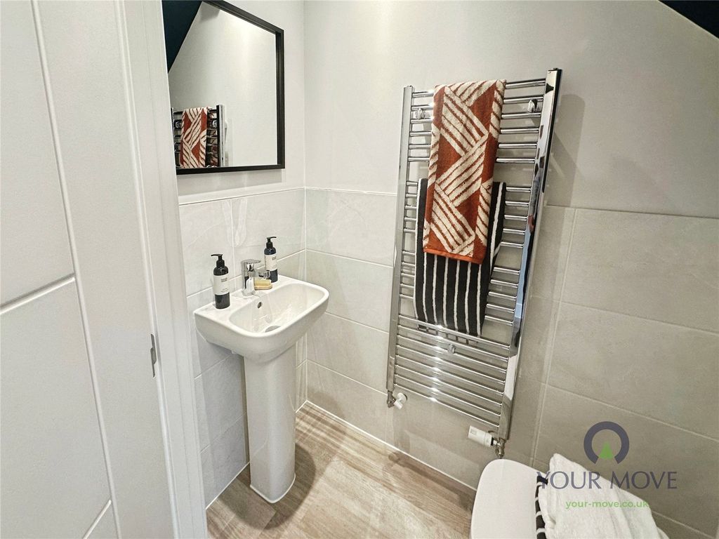 Property photo 3 of 19 Cloak Room/Wc