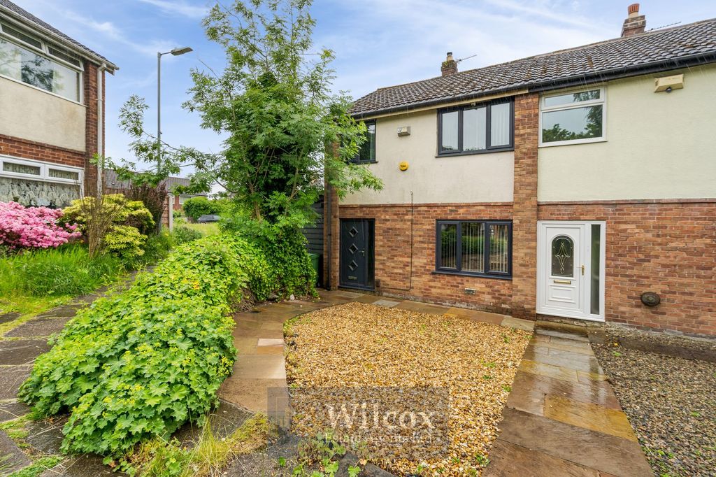 Property photo 1 of 33
