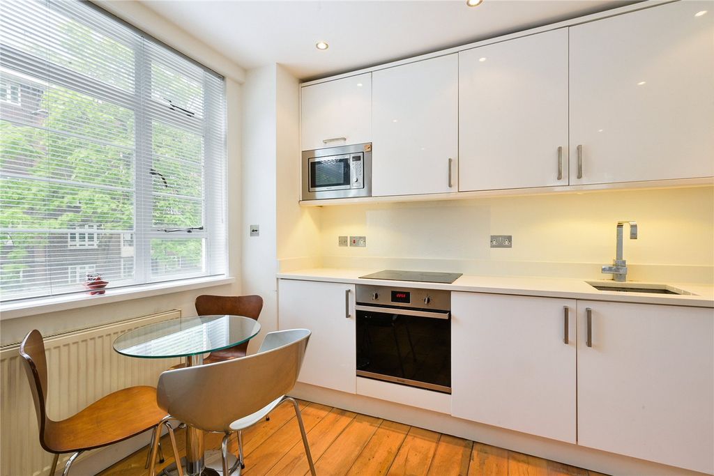 Property photo 3 of 7 Picture No. 09