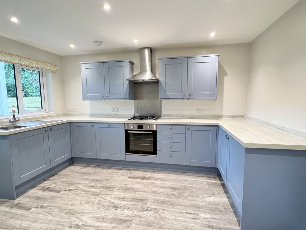 Property photo 2 of 10 Gallery