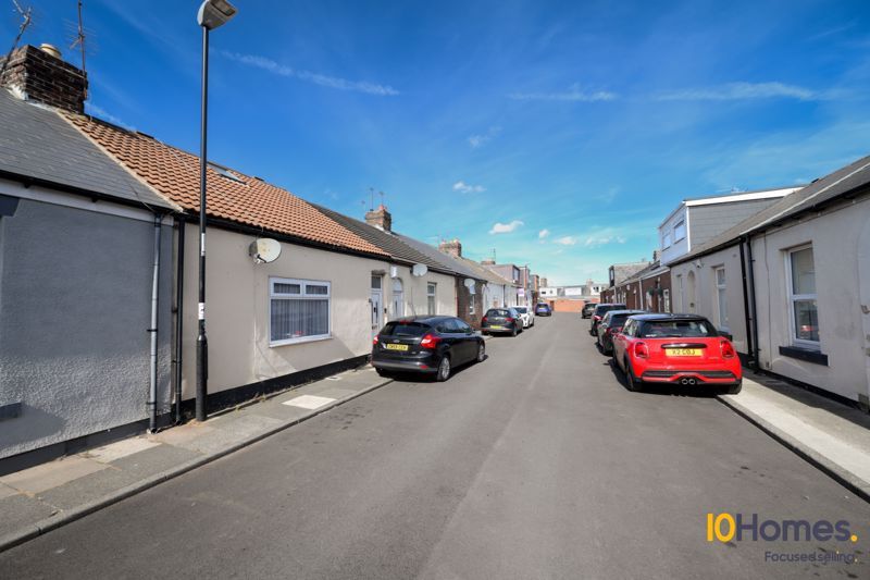 Property photo 3 of 9 Photo 22