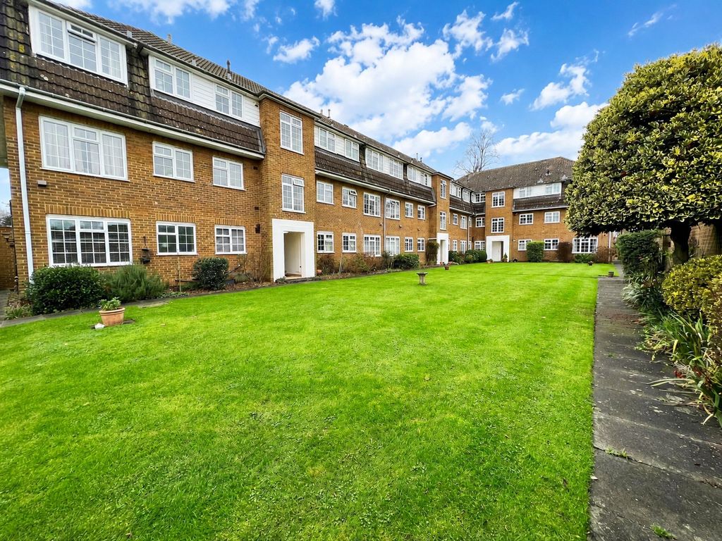 Property photo 1 of 6
