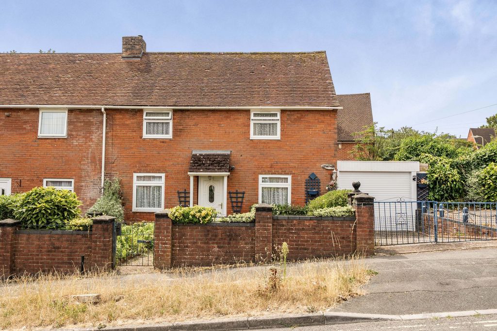 Property photo 1 of 16