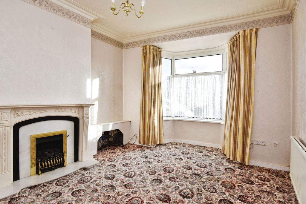 Property photo 3 of 17 Photography
