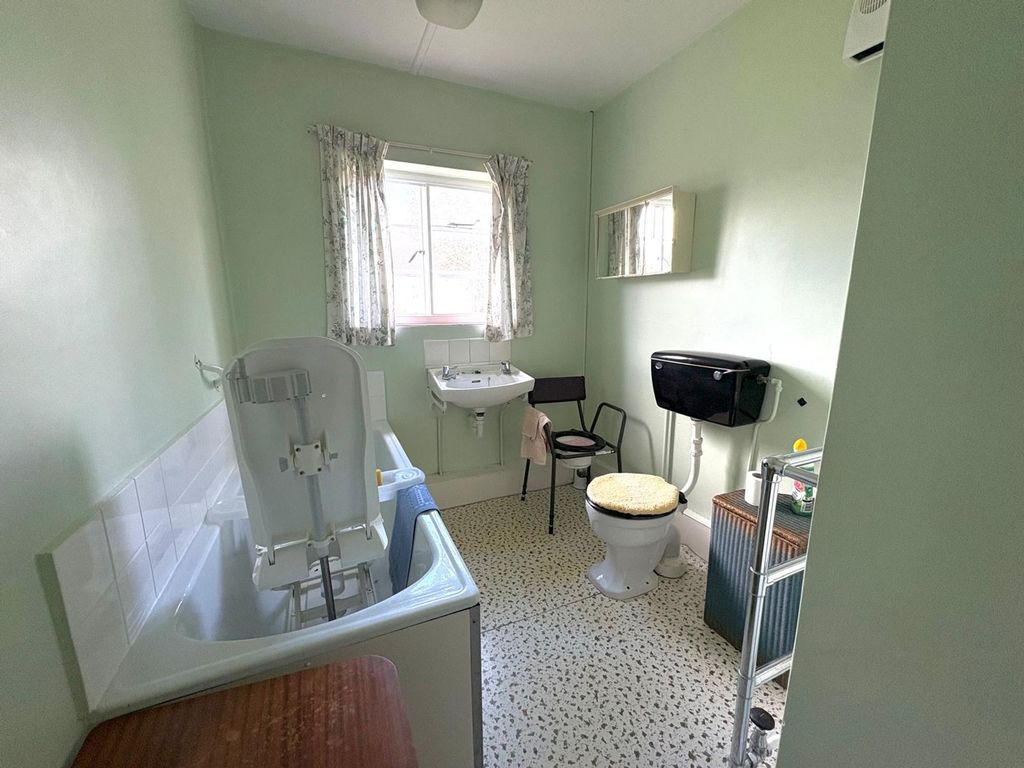 Additional image 11 of 3 bed property for saleWaterloo Avenue, Leiston IP16