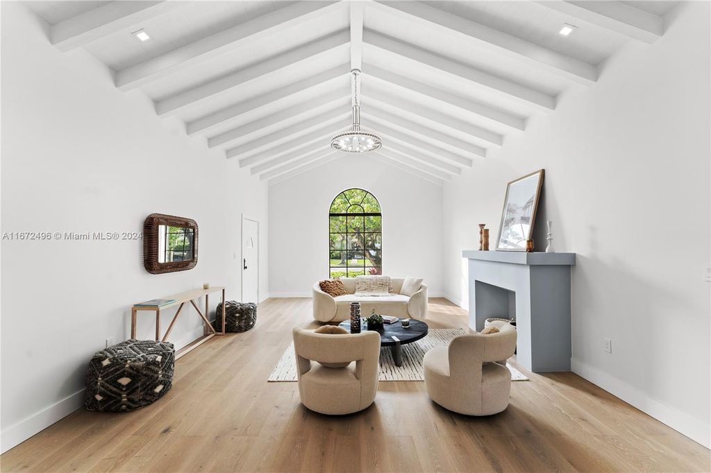 Property photo 3 of 35 <Alttext/>