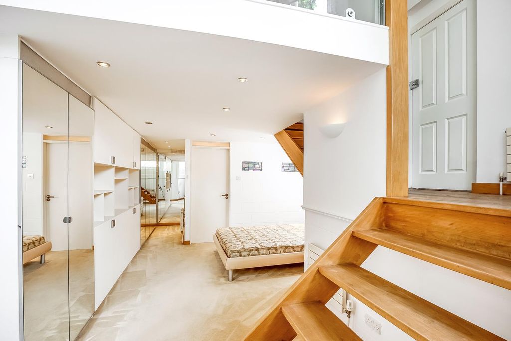 Property photo 2 of 8 Picture No.19