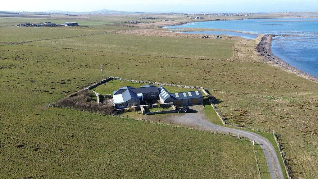 Property photo 1 of 38 Main Aerial Image