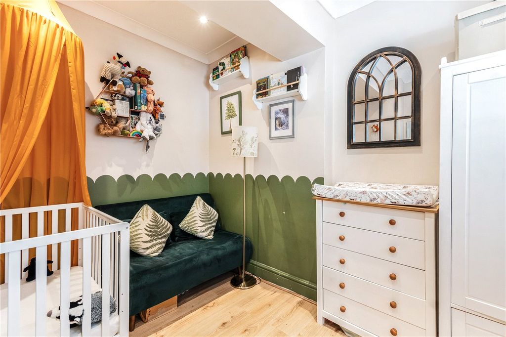 Property photo 3 of 15 Bedroom 2