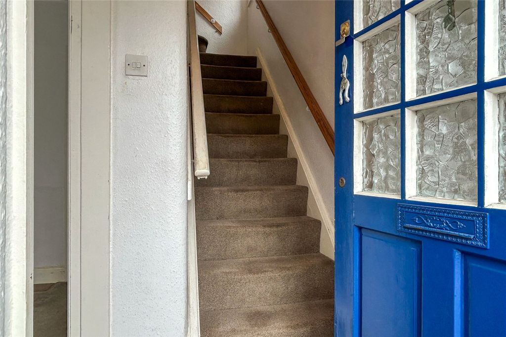 Property photo 2 of 20 Picture No. 32