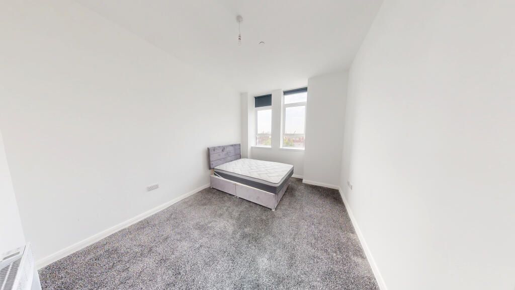 Property photo 3 of 6