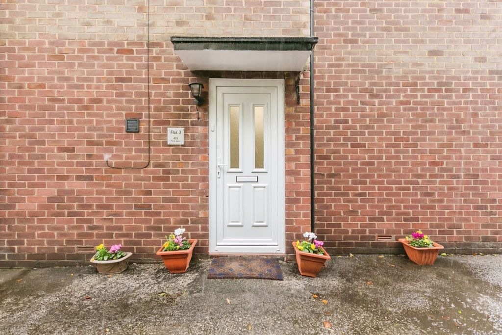 Property photo 2 of 16 Pbox-Img.Jpg