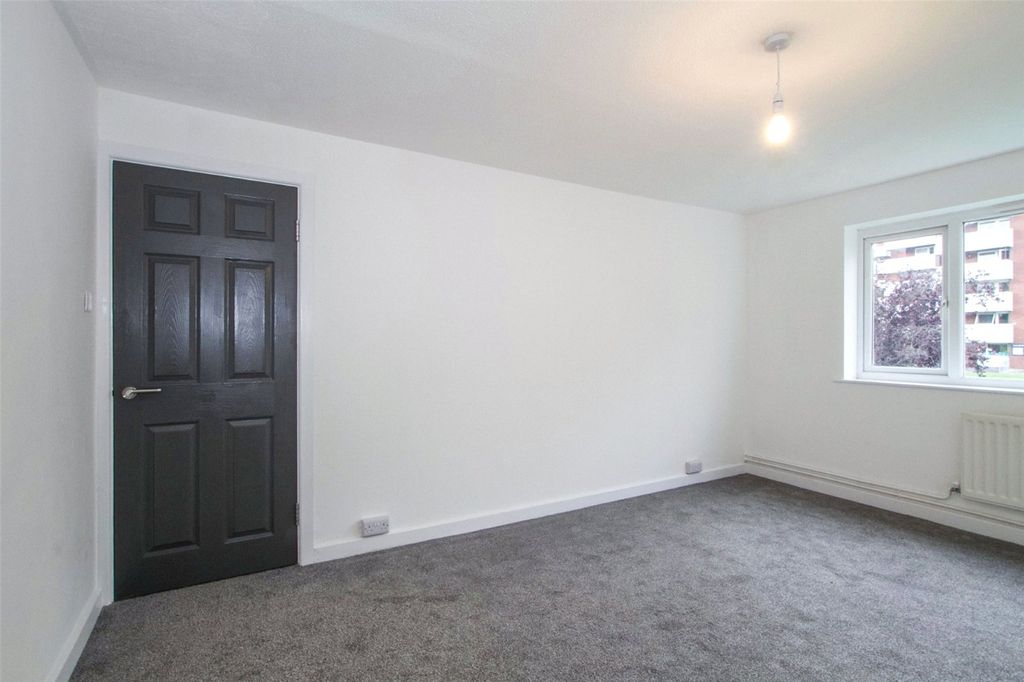 Property photo 3 of 8 Picture No. 03