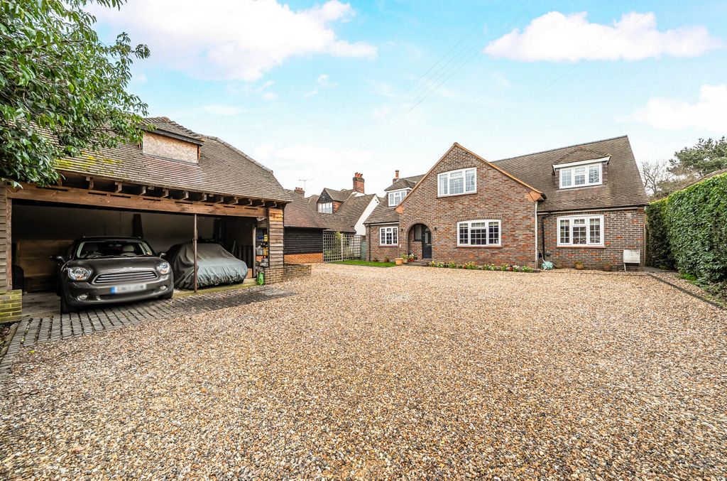 Property photo 1 of 40 1426116-1-69B2d87...