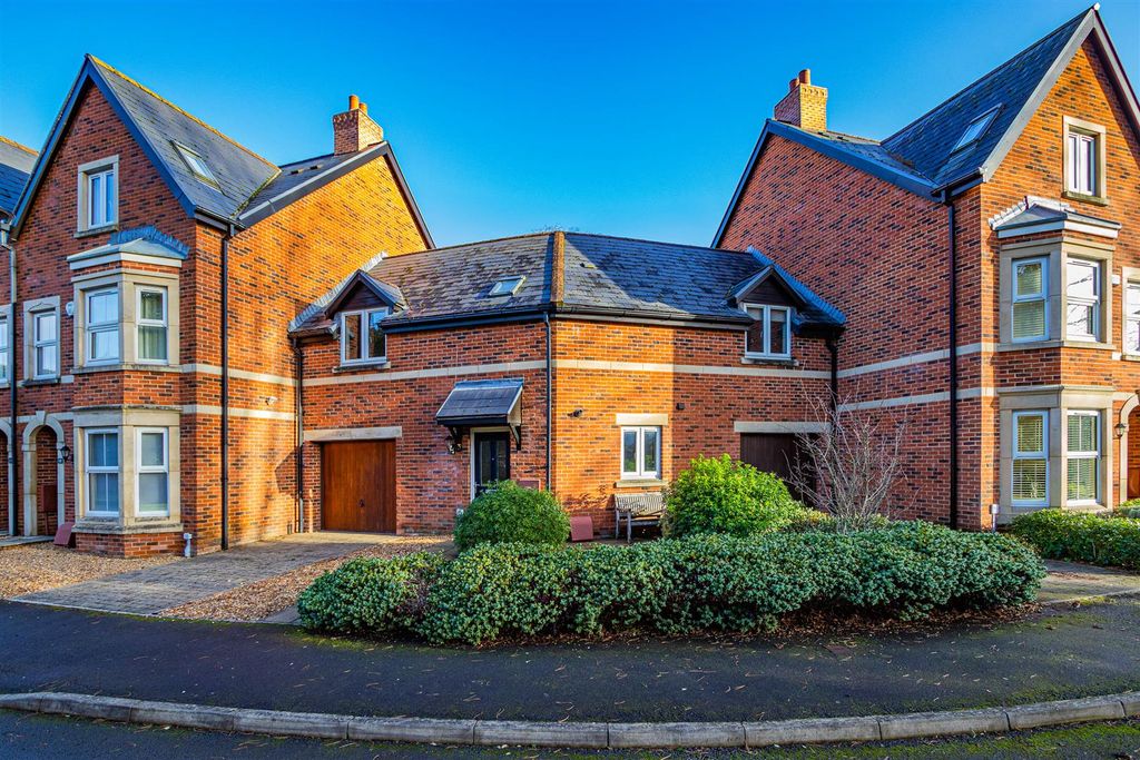 Property photo 1 of 16 Heol Wilf Wooler 16 (1 Of 19).Jpg