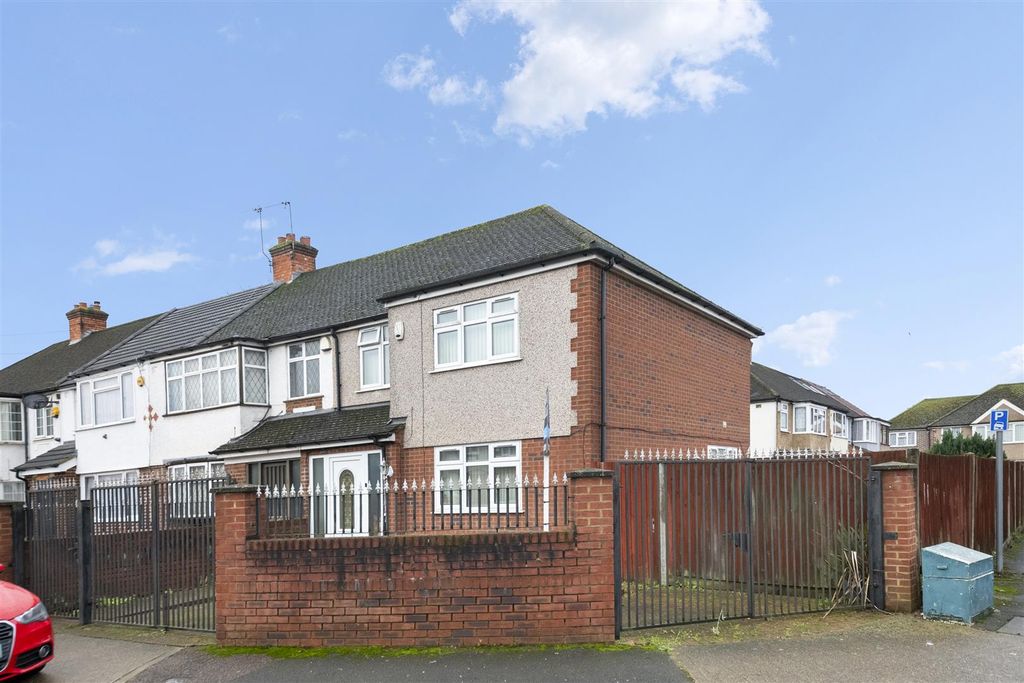 Property photo 1 of 15