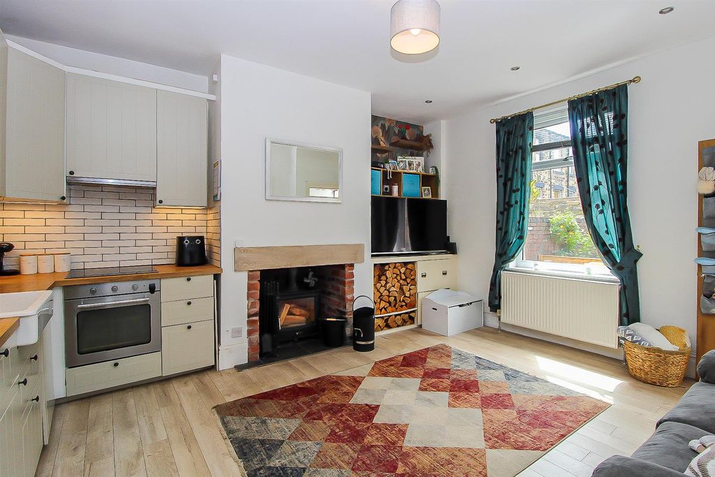 Property photo 3 of 10 Open Plan Kitchen/Living