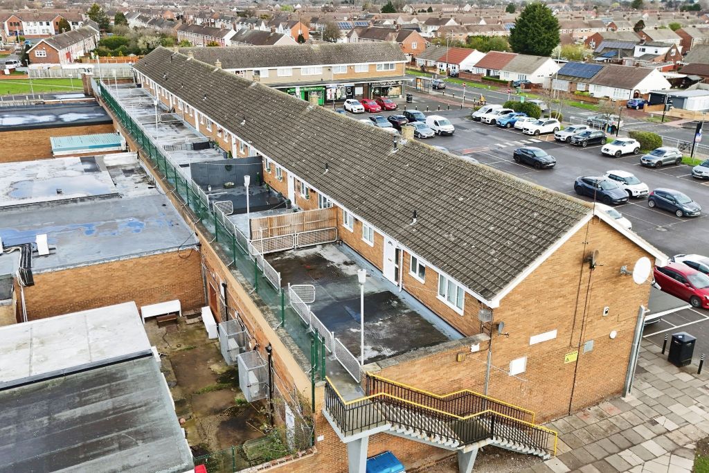 Property photo 2 of 16