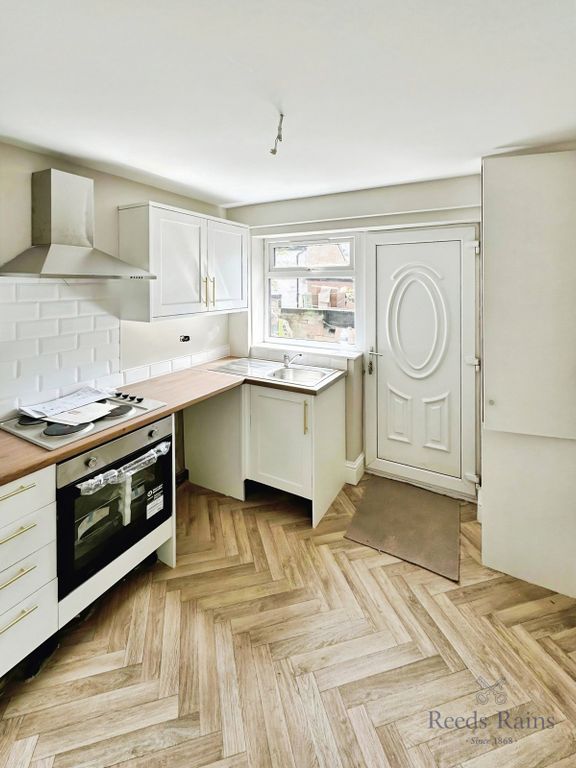 Property photo 2 of 7 Pbox-Img.Jpg