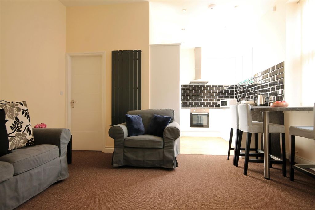 Property photo 2 of 10 1.Jpg