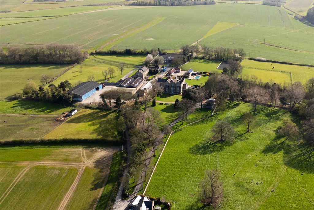 Additional image 107 of 7 bed detached house for salePark Hall, Parkhall Lane, Spinkhill, Sheffield S21