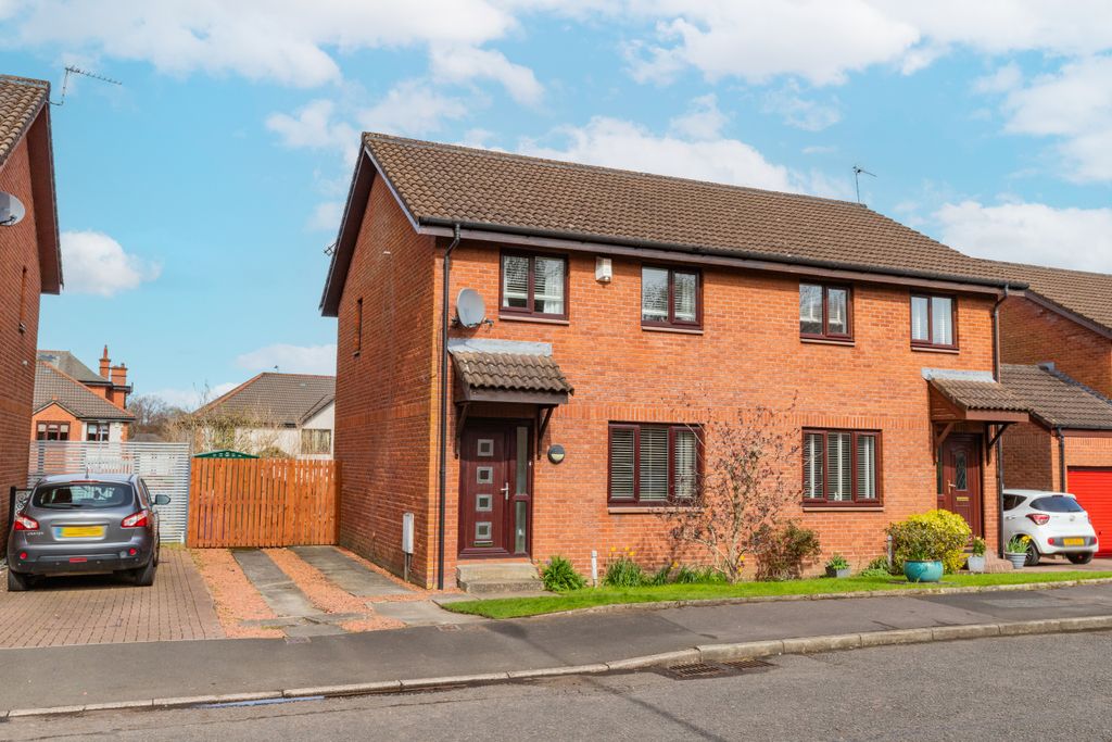 Property photo 1 of 20 24 Falside Avenue Pa2 6Jy-34