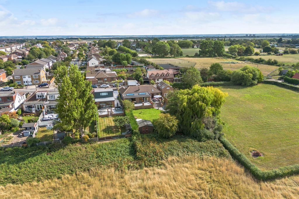 Property photo 1 of 62