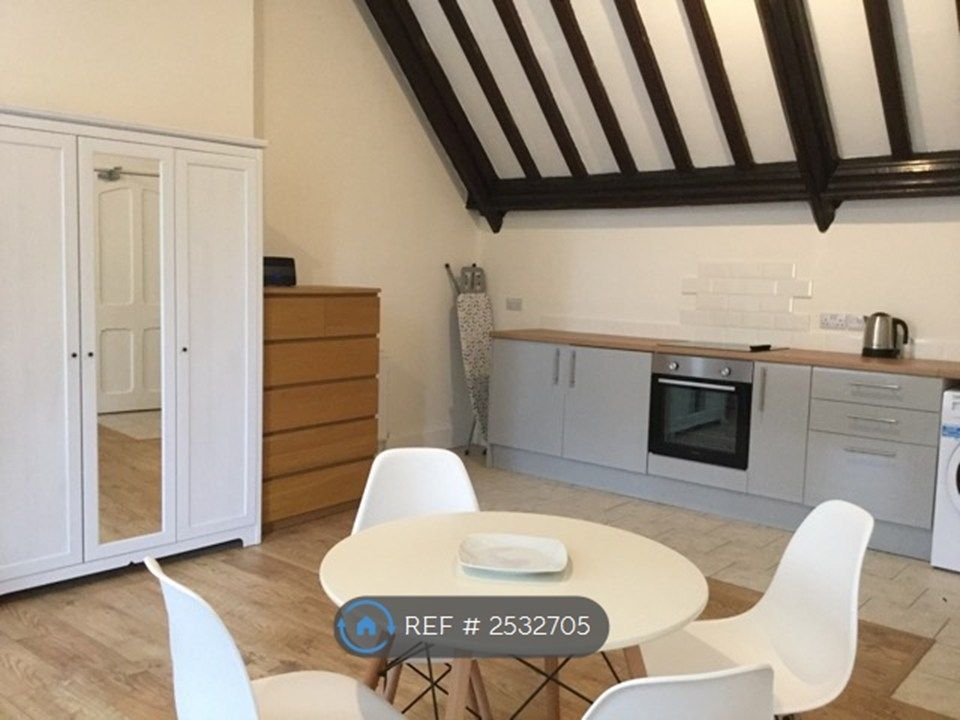 Property photo 2 of 4 Kitchen/Dining