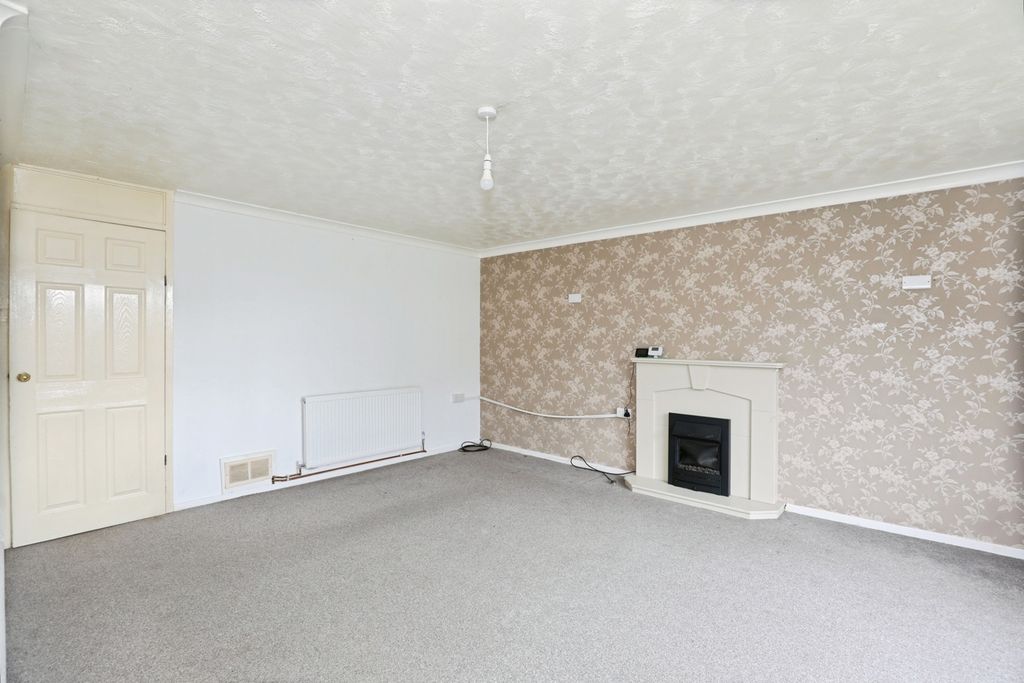 Property photo 2 of 17 Pbox-Img.Jpg