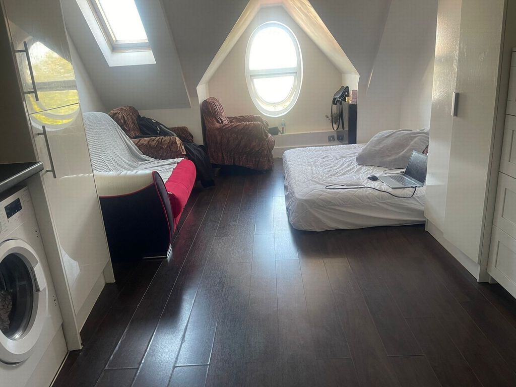 Property photo 1 of 6 Photo 1