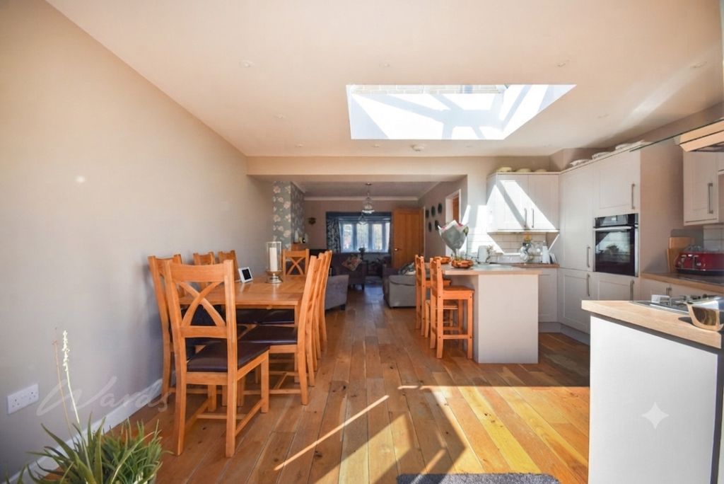 Property photo 2 of 16 Tlc_Bb6Af91F-6Aa0...