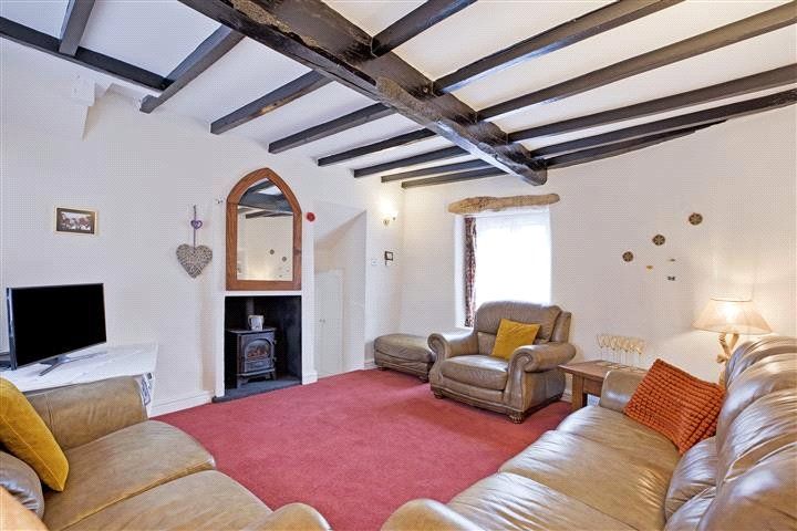 Property photo 2 of 12 Sitting Room