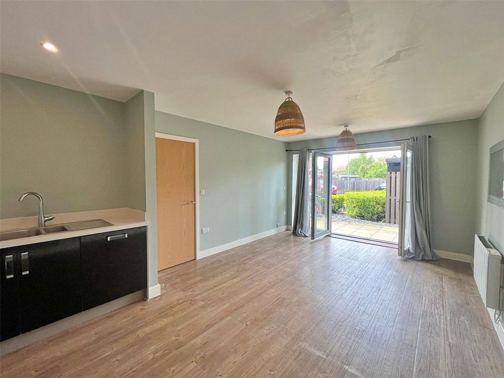 Property photo 3 of 12 Picture No. 20